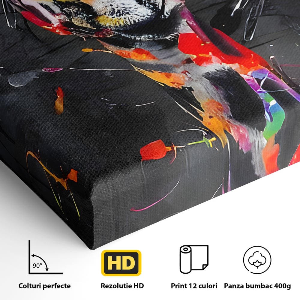 Detaliu al suprafetei: tablou canvas cu girafa multicolor, fara rama, pe sasiu de lemn
